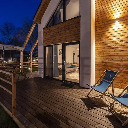 Park 山林小屋 莱鲍